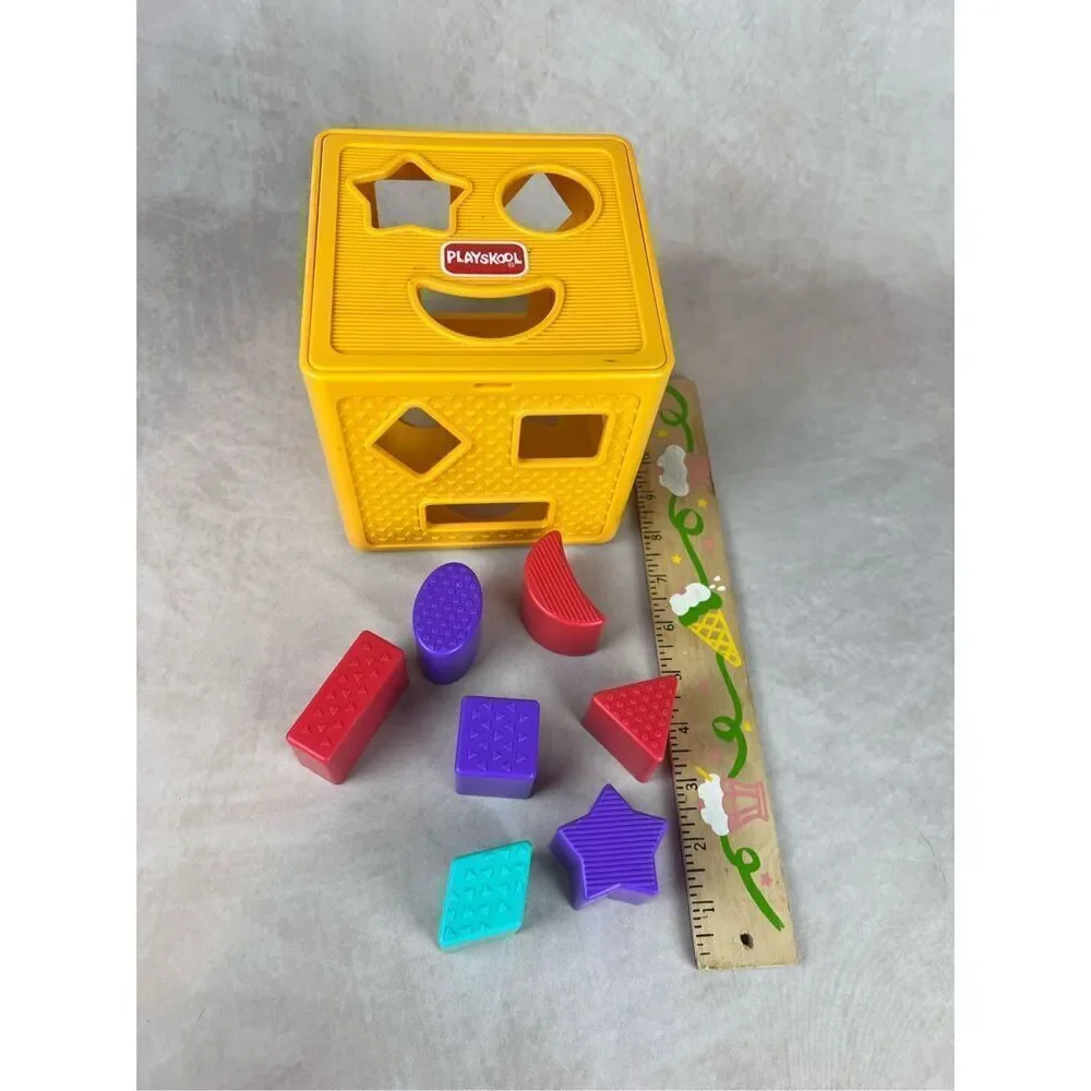 Vintage PlaySkool Shape Fitter Box Baby Kids Toy
